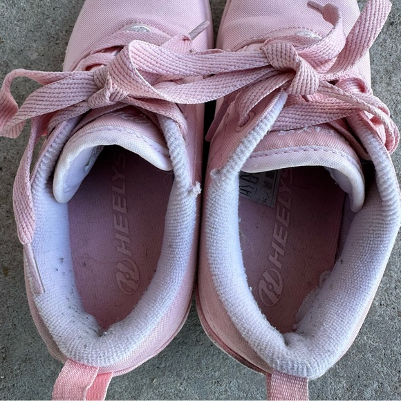 Kids Girls Light Pink Lace Up Heelys Sneakers Wheels Footwear Skate Shoes Youth2 - Picture 10 of 12
